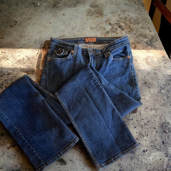 PJ Parker jeans By Harrison. 28” waist. Adorable button back pockets Slight boot - Picture 12 of 16